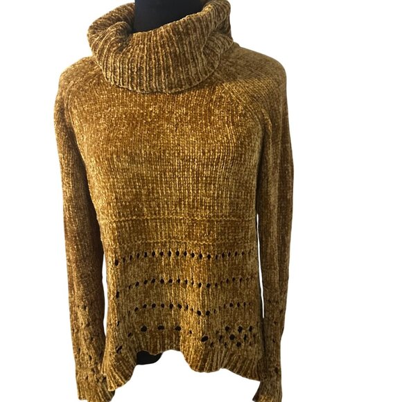 Xhilaration brown super soft turtle neck size S sweater - Picture 4 of 7